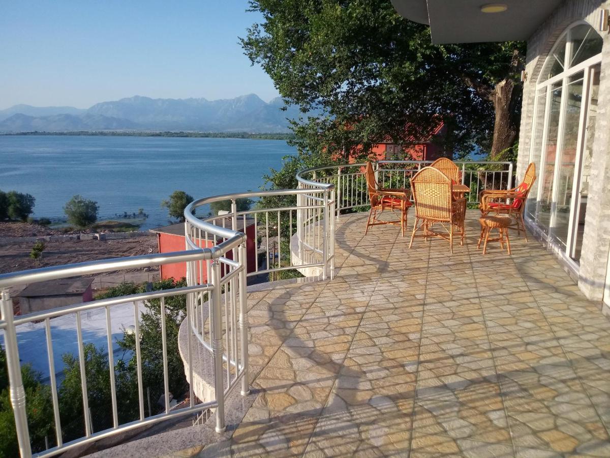 Hyka Stone House Shkoder Bed & Breakfast ภายนอก รูปภาพ