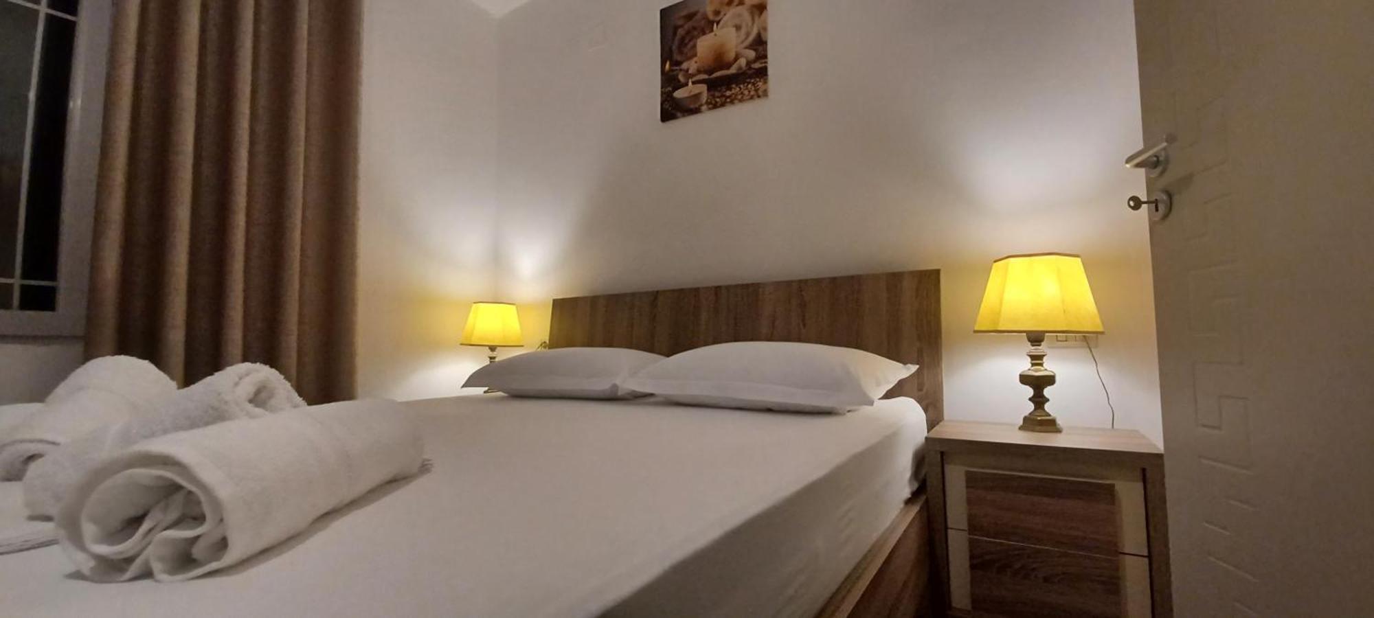 Hyka Stone House Shkoder Bed & Breakfast ภายนอก รูปภาพ