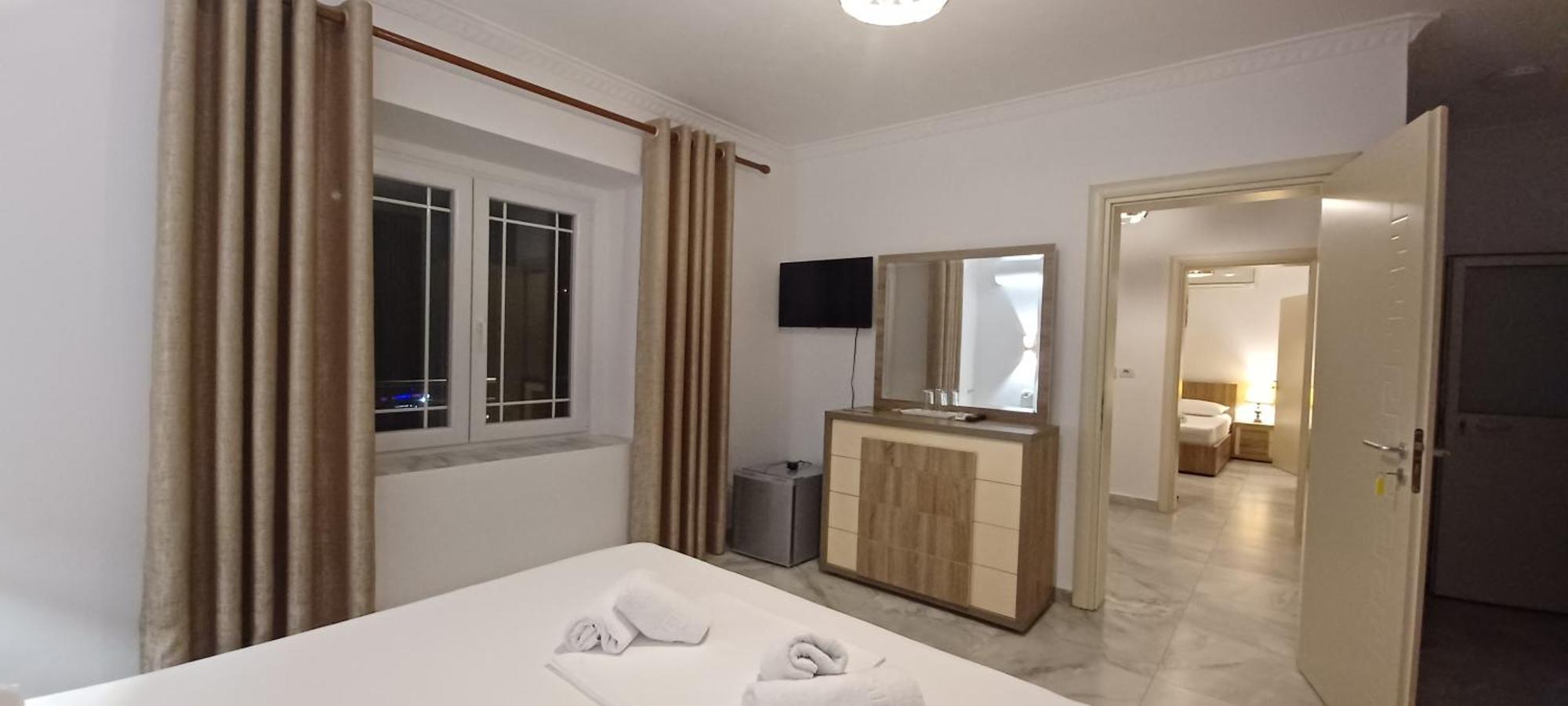 Hyka Stone House Shkoder Bed & Breakfast ภายนอก รูปภาพ