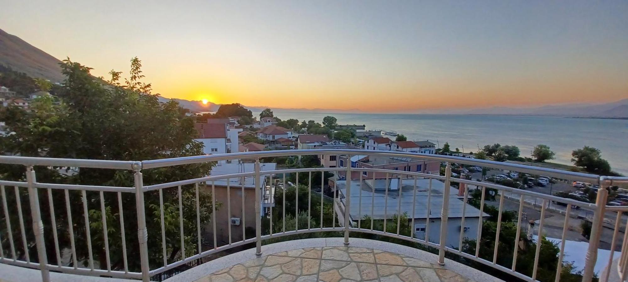 Hyka Stone House Shkoder Bed & Breakfast ภายนอก รูปภาพ