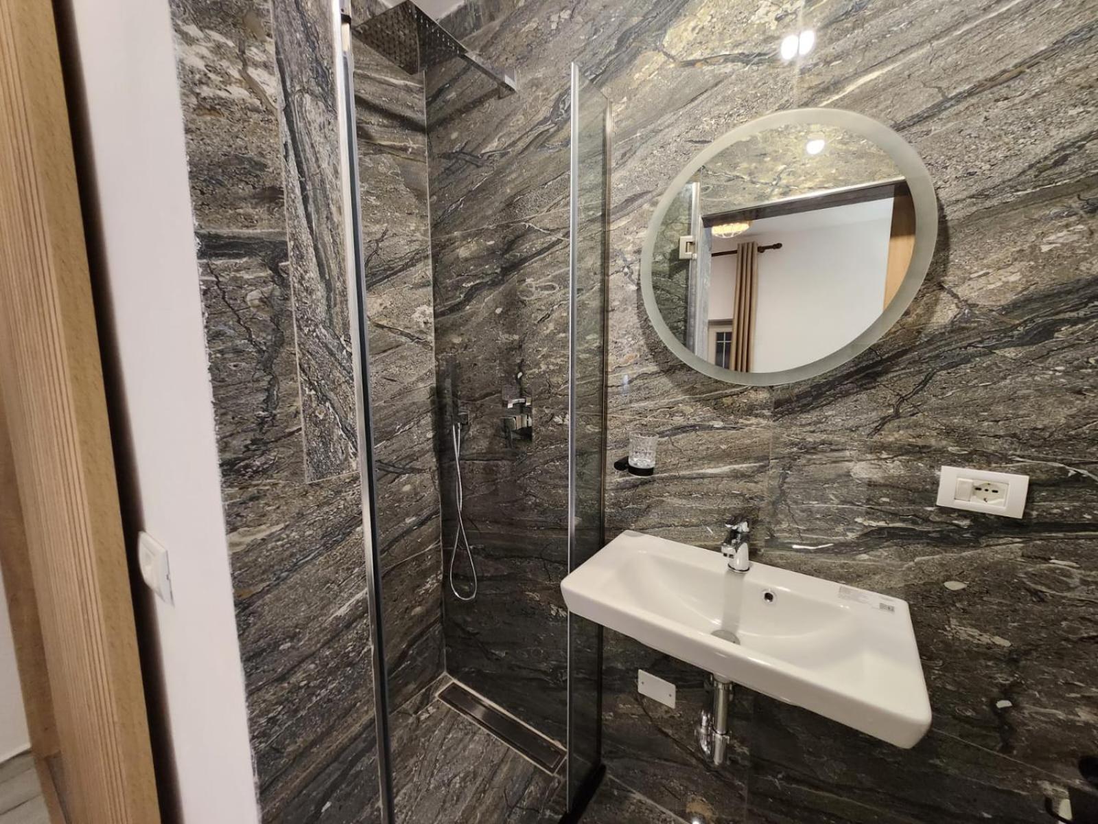 Hyka Stone House Shkoder Bed & Breakfast ภายนอก รูปภาพ